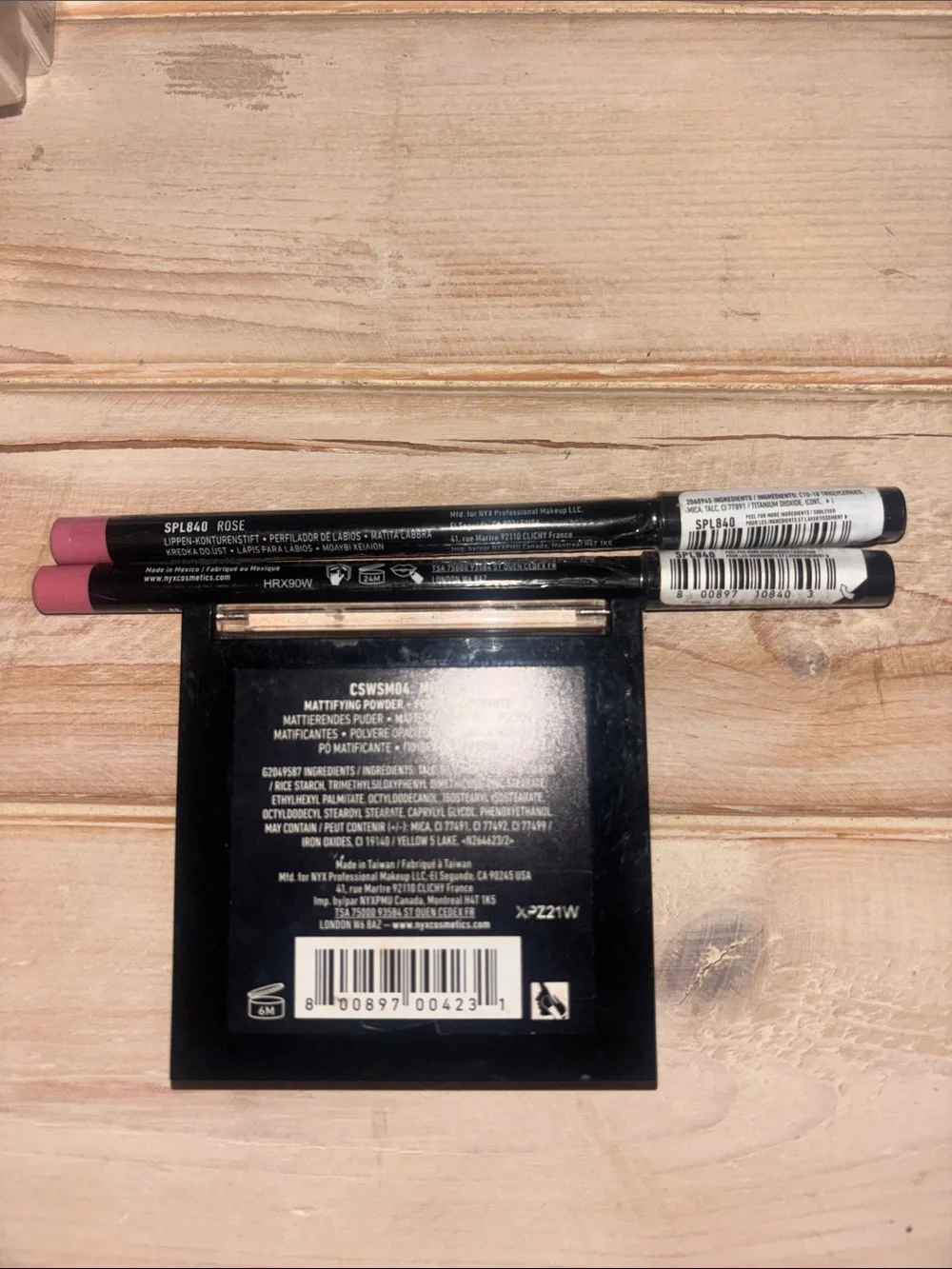 NYX Can't Stop Won't Stop Matte Mattifying Powder & Pink Lip Pencils (424)